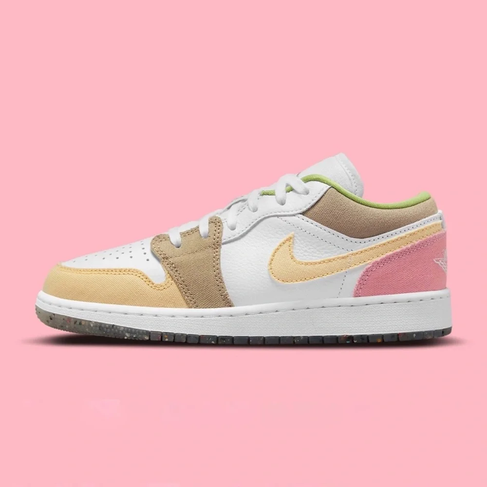 Air Jordan 1 Low NWT - Picture 1 of 11
